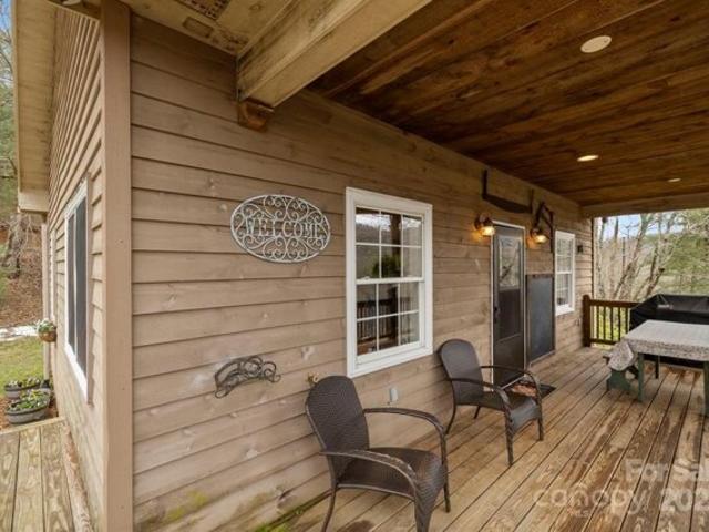 House for sale in Lake Toxaway House for sale in Lake Toxaway