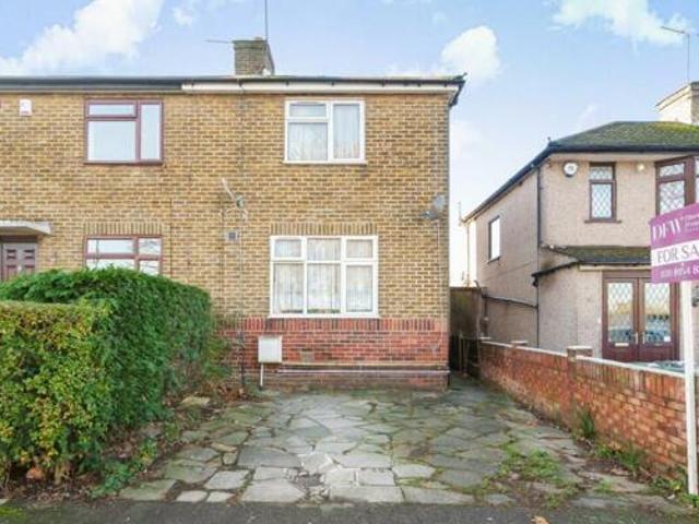 House for sale in Little Stanmore, Greater London
