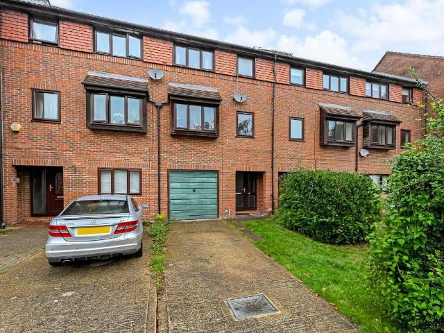 House for rent in Badger Farm, Winchester