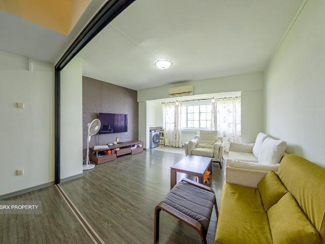 Detached House for sale in 05 South West