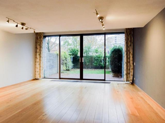 Woning te huur in Mariahoeve, Zuid Holland