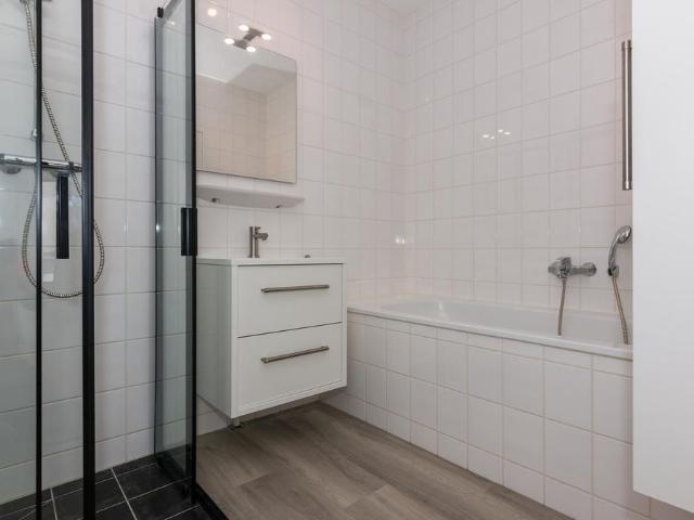 Woning te huur in De Elementen, Spijkenisse