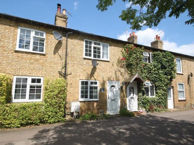 House for rent in Meppershall, Central Bedfordshire