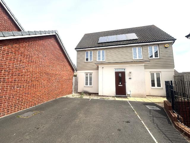 Apartment for rent in Newcourt, Watergate