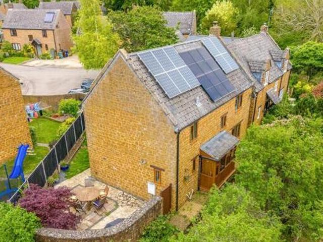 House for sale in Evershot, Oxfordshire