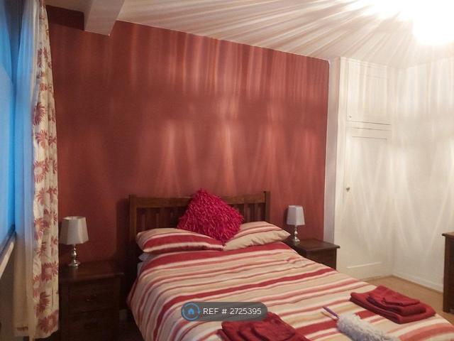 Room for rent in Royal Borough of Kingston upon Thames, Greater London