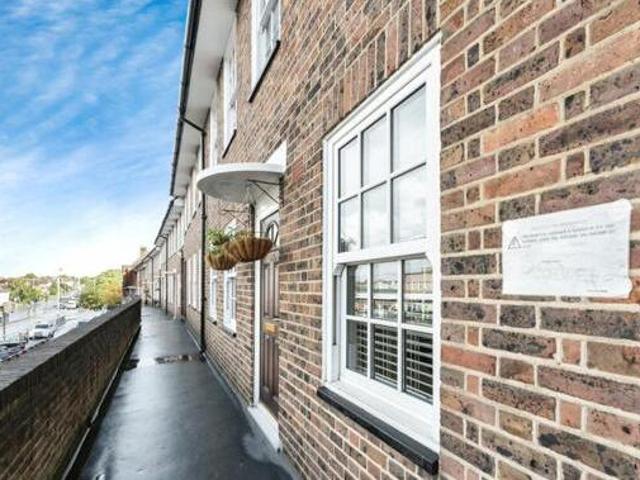 House for sale in Surrey