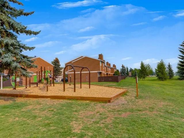 House for rent in Wedgewood, Alberta