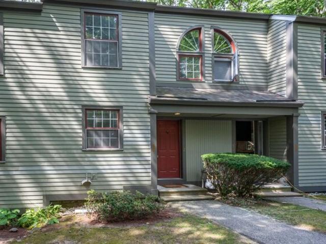 House for sale in Hooksett, Merrimack County