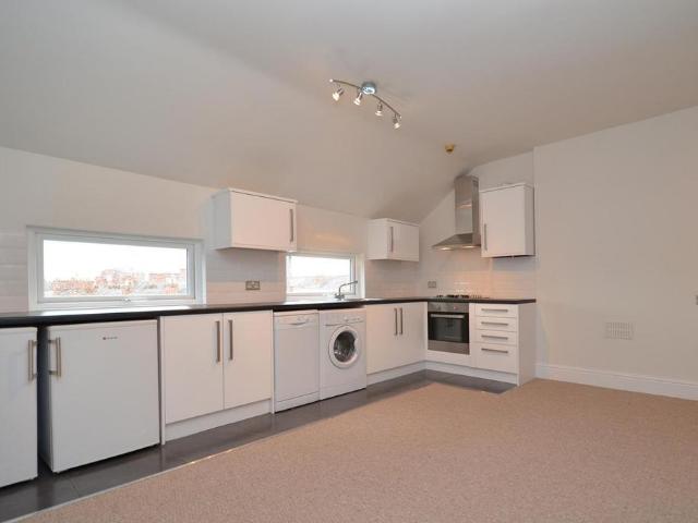 Apartment for rent in Hoole, Two Mills