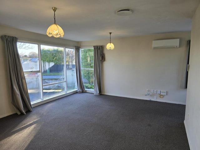 House for rent in Chaslands, Canterbury