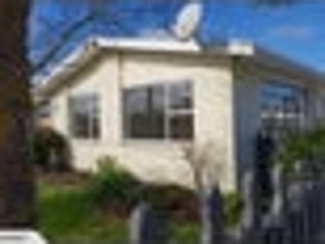 Apartment for rent in Chaslands, Canterbury