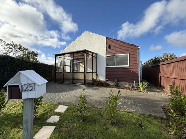 House for rent in Chaslands, Canterbury