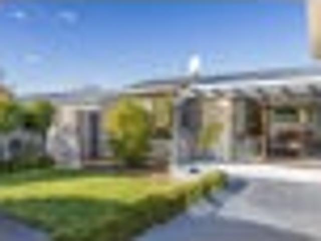 House for rent in Chaslands, Canterbury