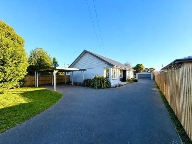 House for rent in Chaslands, Canterbury
