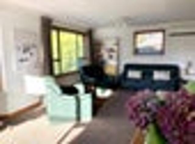 House for rent in Chaslands, Canterbury
