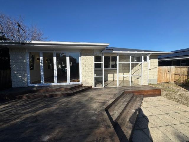 House for rent in Chaslands, Canterbury