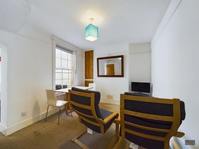 House for rent in Newtown, Exeter