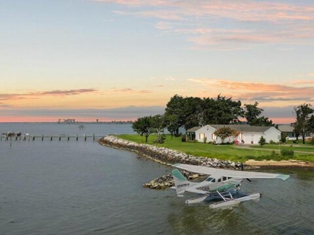 House for sale in Fishing Creek House for sale in Fishing Creek