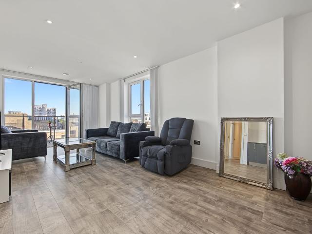 Apartment for rent in London Borough of Ealing, Greater London