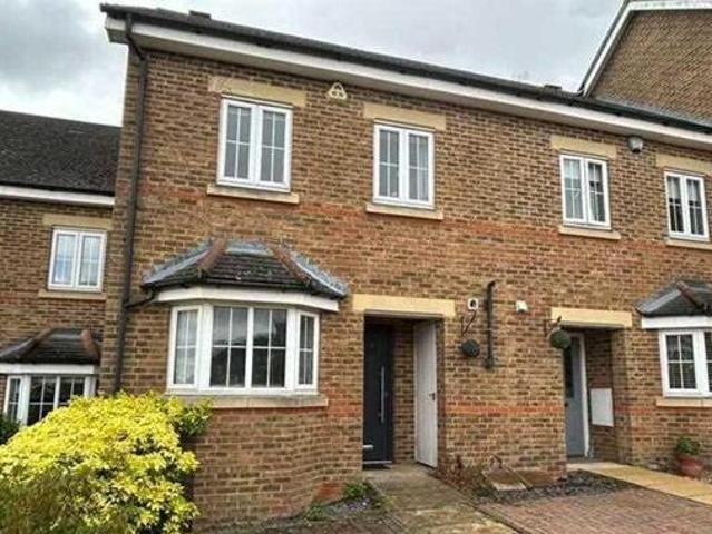 House for sale in Merry Hill, Hertsmere