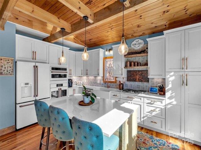 House for sale in Lake Junaluska