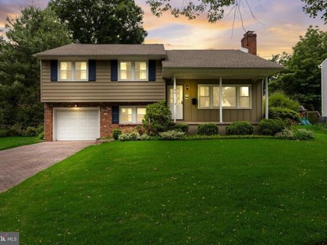House for sale in Moorestown, New Jersey