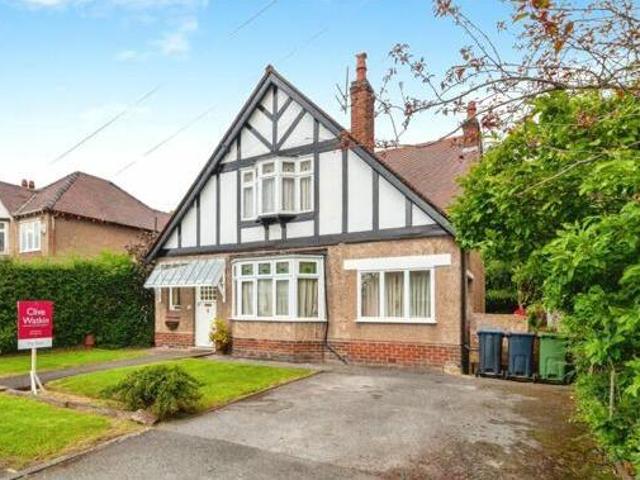 House for sale in Rossmore, Cheshire