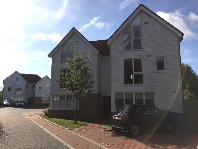 Apartment for rent in Oversland, Oad Street