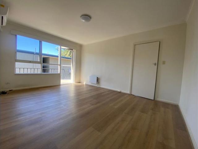 Apartment for rent in Carnegie, Melbourne
