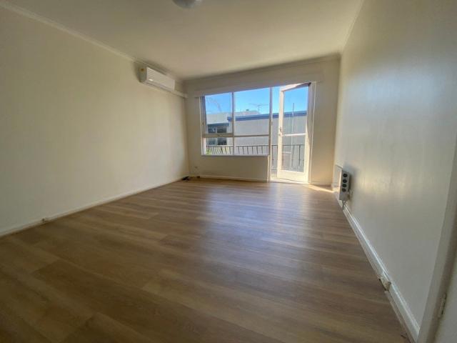 Apartment for rent in Carnegie, Melbourne