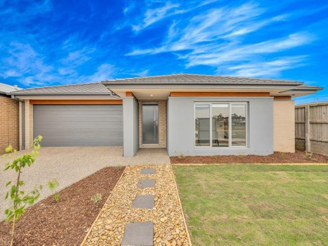 House for rent in Pavilion, Melbourne