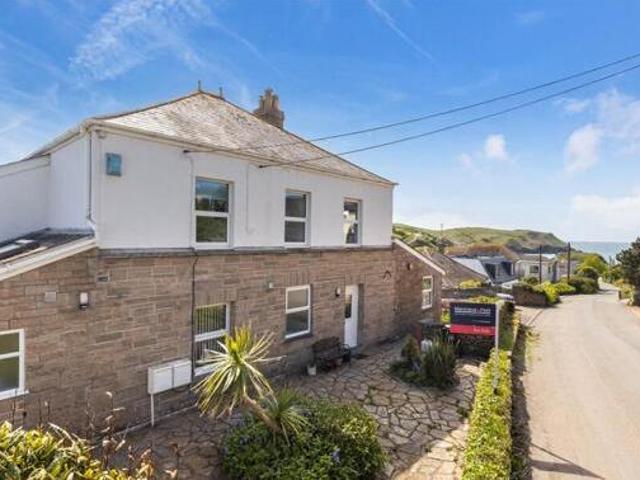 House for sale in Strode, Devon