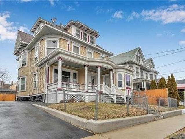Room for rent in Bridgeport, Connecticut