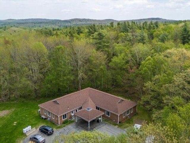 House for sale in Hope, Maine
