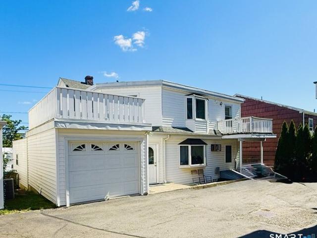 Condo for sale in Springdale, Stamford