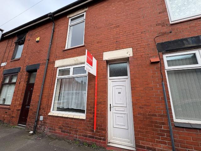 Apartment for rent in Lilford, Wigan
