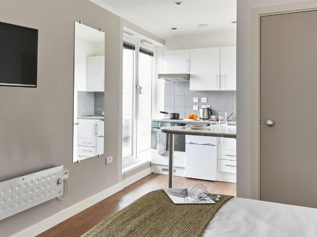 Studio for rent in Canning / Georgian Quarter, Calderstones