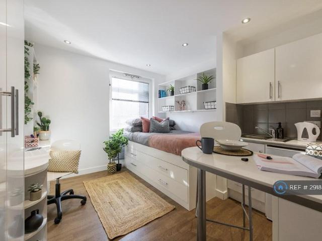 Apartment for rent in Canning / Georgian Quarter, Calderstones