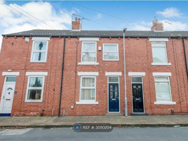 House for rent in Half Acres, Wakefield