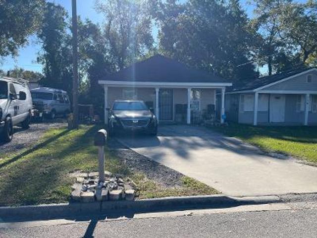 House for sale in Savannah, Georgia