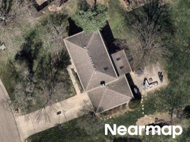 House for sale in Roselawn, Ohio
