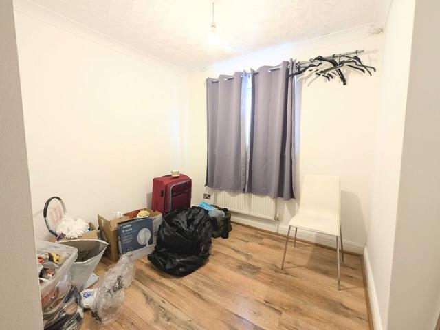 House for rent in Pontypridd, Wales