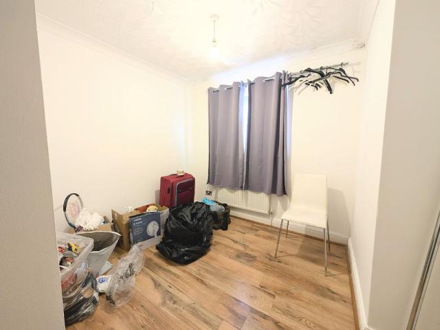 House for rent in Pontypridd, Wales