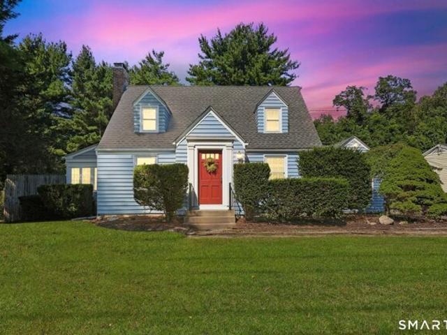 House for sale in Simsbury, Connecticut
