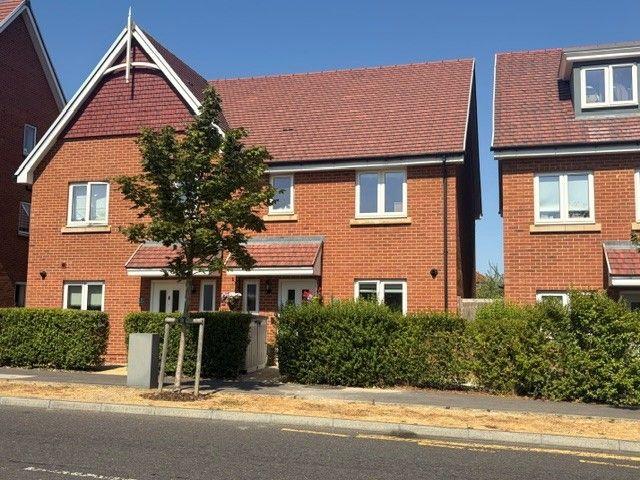 House for rent in Kilnwood Vale, Horsham
