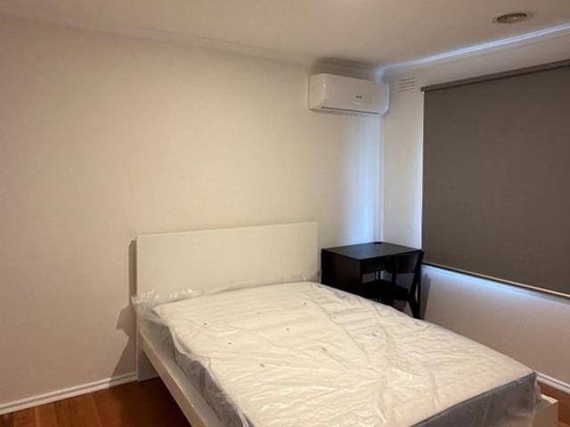 Room for rent in Camerons Creek, Victoria