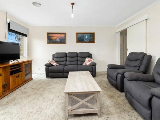 Room for rent in Camerons Creek, Victoria