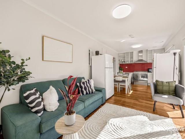 Room for rent in Camerons Creek, Victoria
