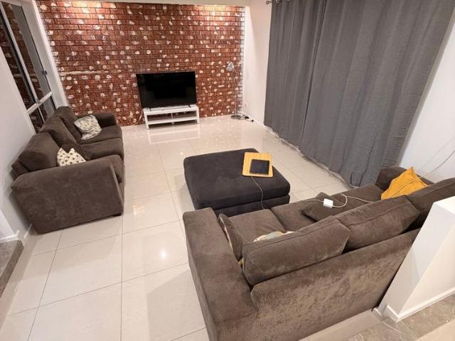 Room for rent in Camerons Creek, Victoria